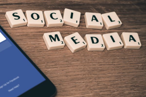 firmbee-com-DfMMzzi3rmg-unsplash_kvadrat