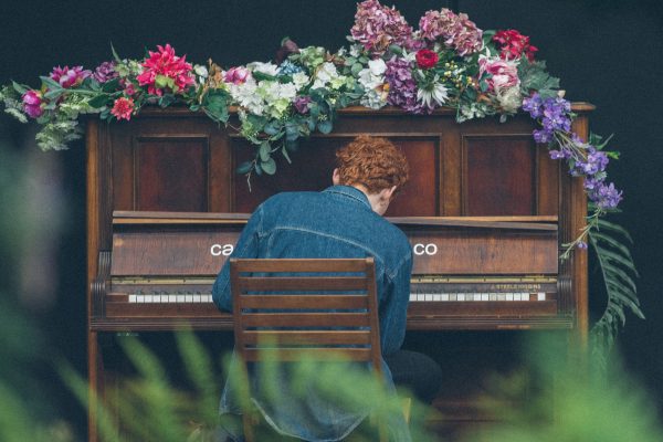 photo-1524223353933-98521802a072_kvadrat